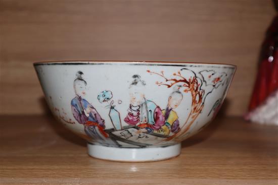 An 18th century Chinese famille rose bowl diameter 18cm